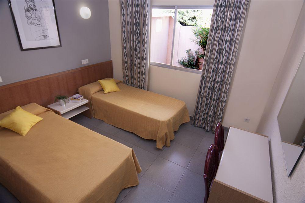 Martinez Apartments Palmanova Exterior foto